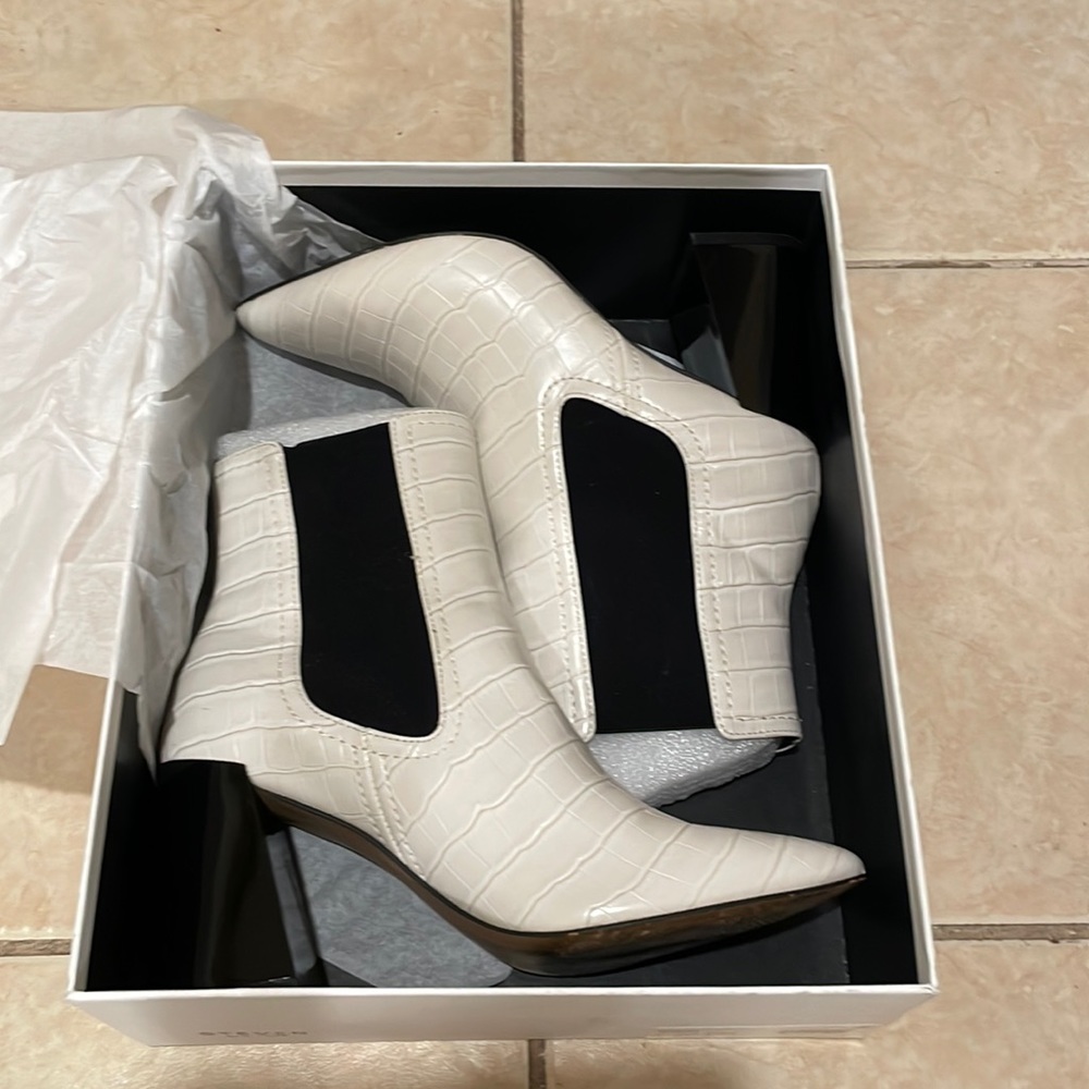 EUC… Steven Booties